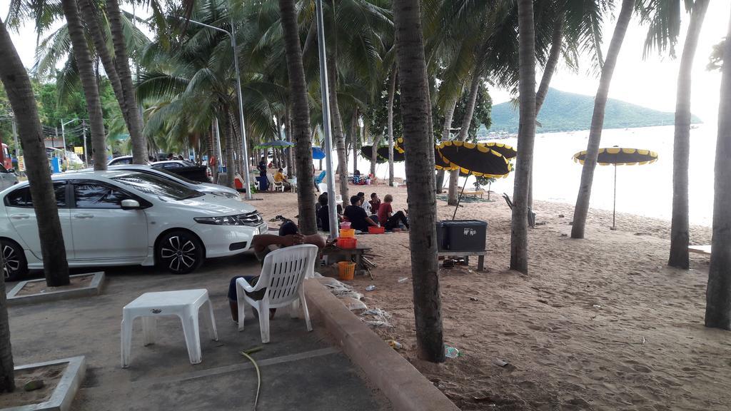 Asia'S Beach Apartments Саттахип Экстерьер фото