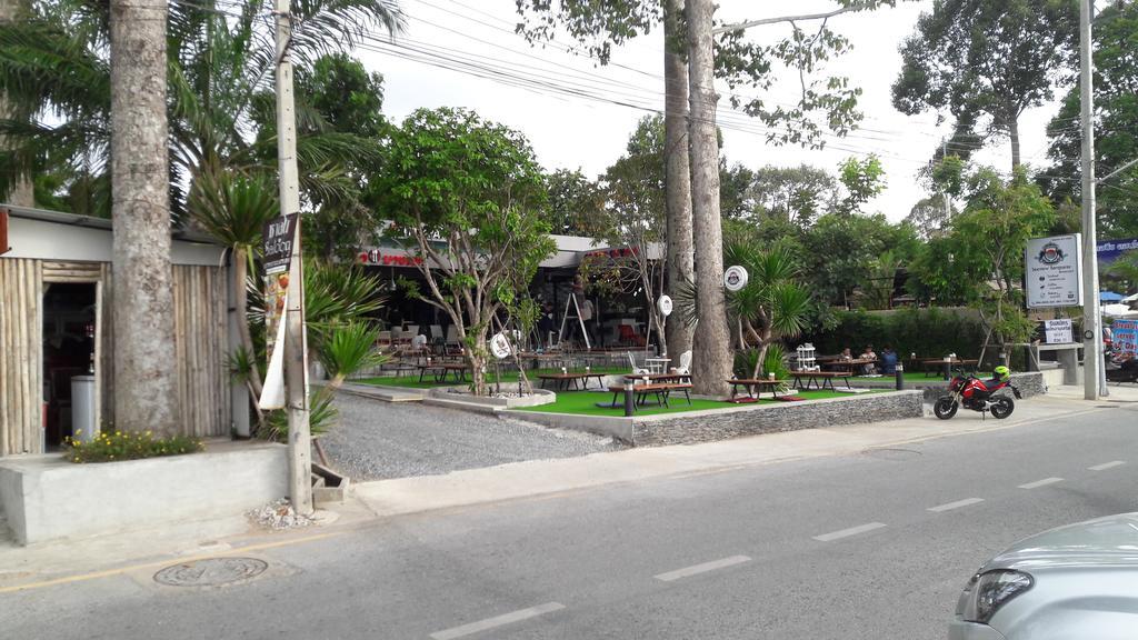 Asia'S Beach Apartments Саттахип Экстерьер фото