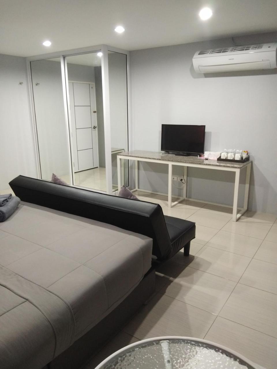 Asia'S Beach Apartments Саттахип Экстерьер фото