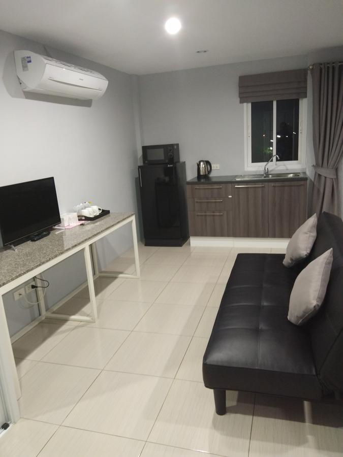 Asia'S Beach Apartments Саттахип Экстерьер фото