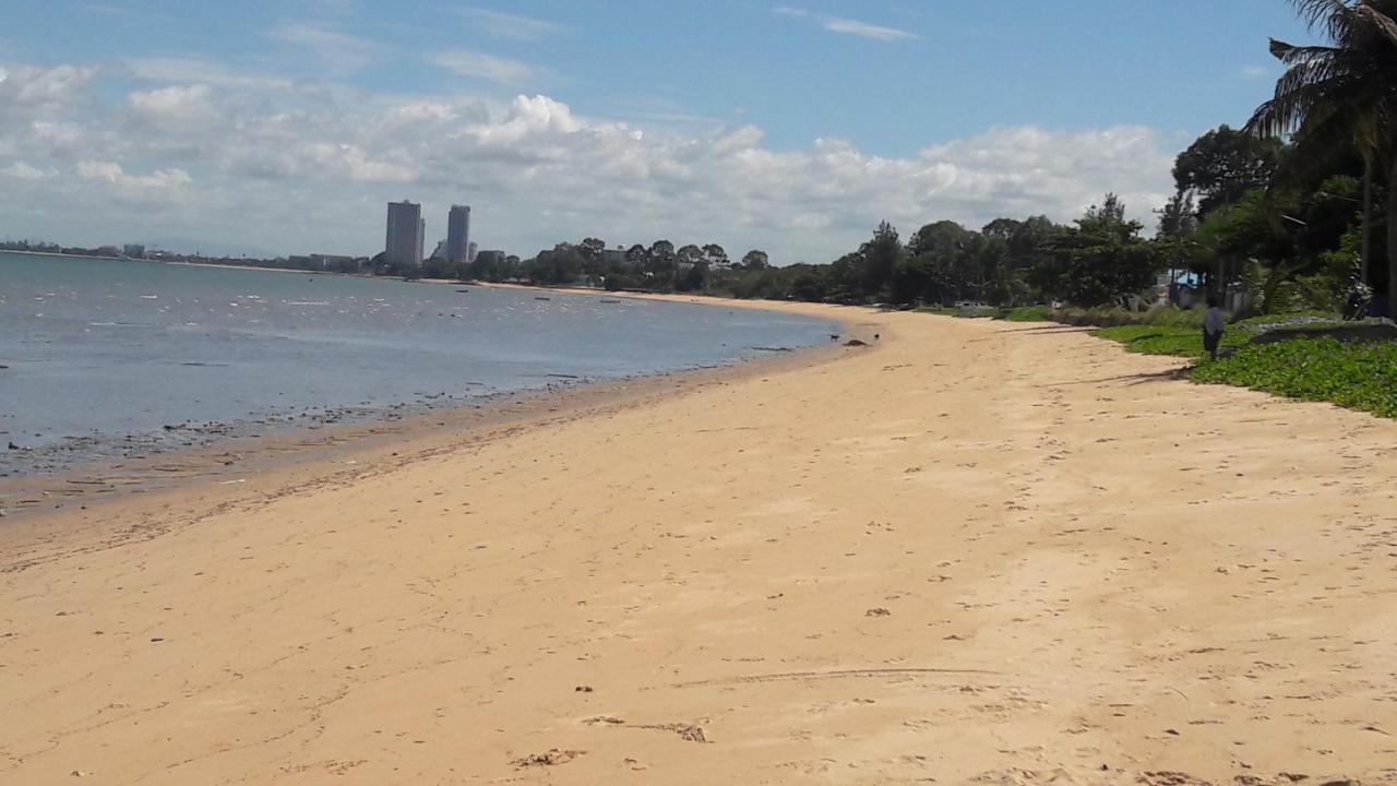 Asia'S Beach Apartments Саттахип Экстерьер фото