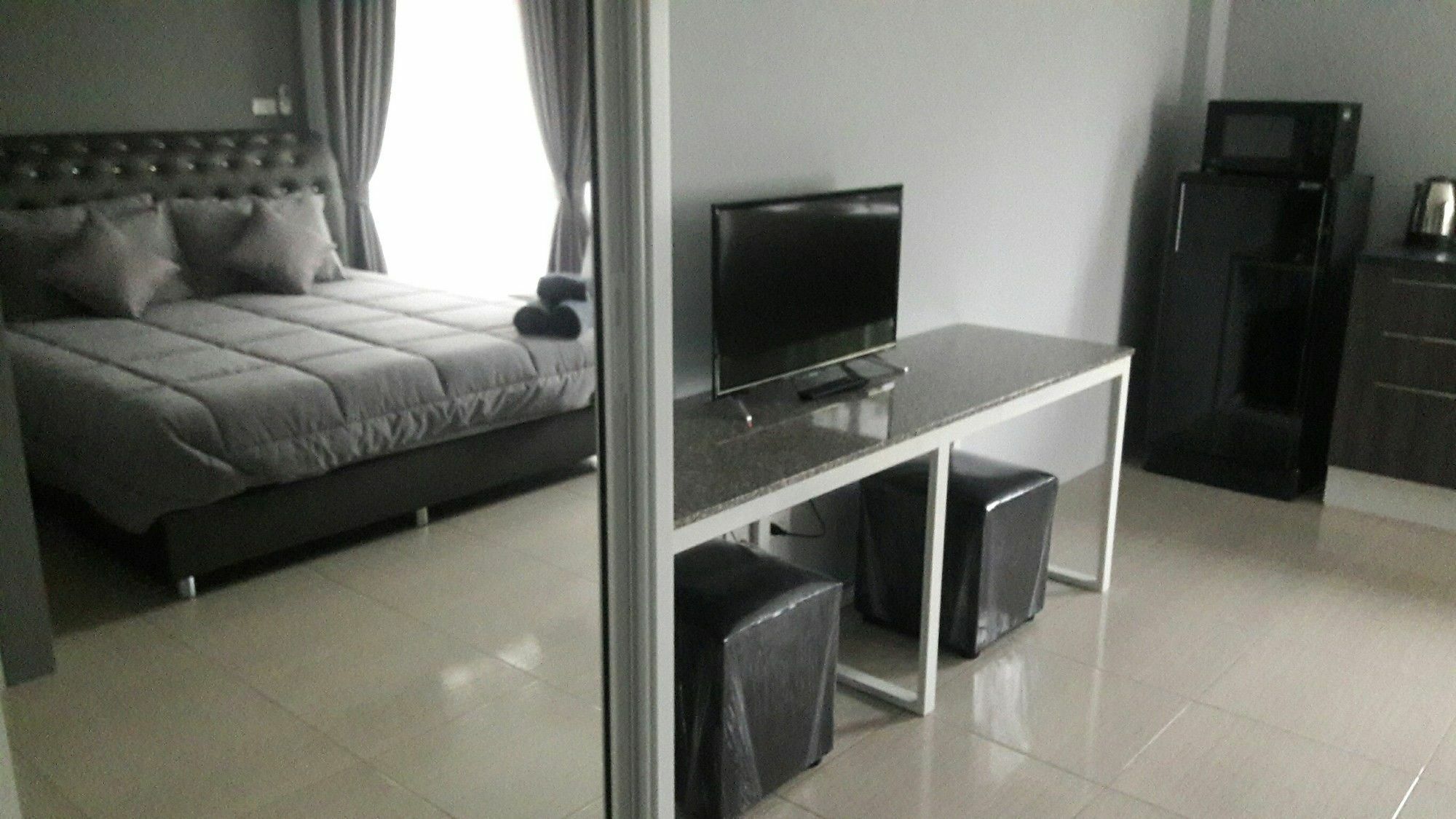 Asia'S Beach Apartments Саттахип Экстерьер фото